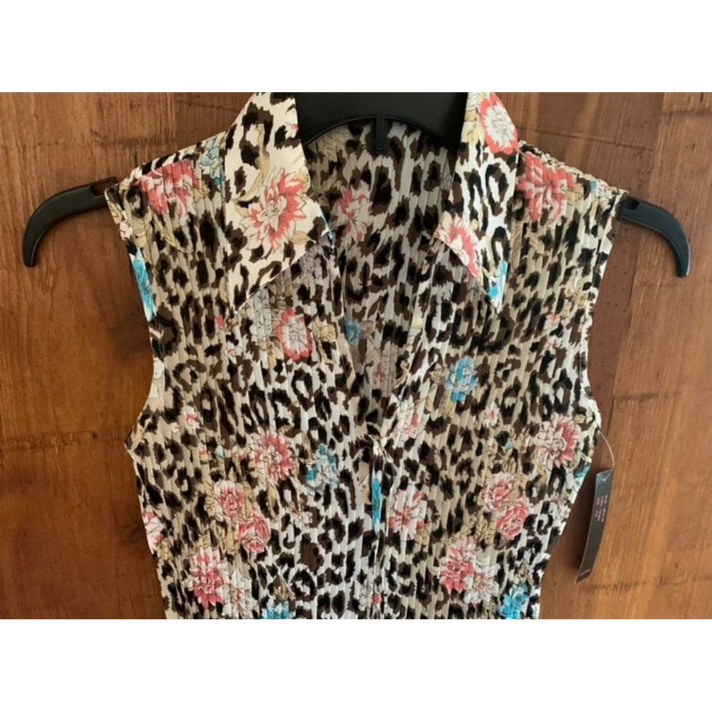 NWT Ladies Belissimo NY Floral Top S